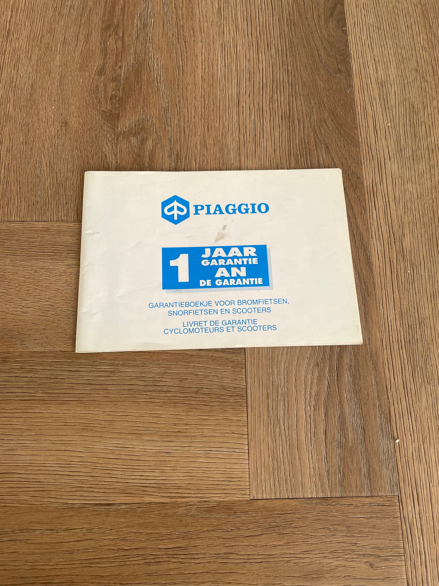 PIAGGIO GARANTIEBOEKJE OEM ORIGINAL