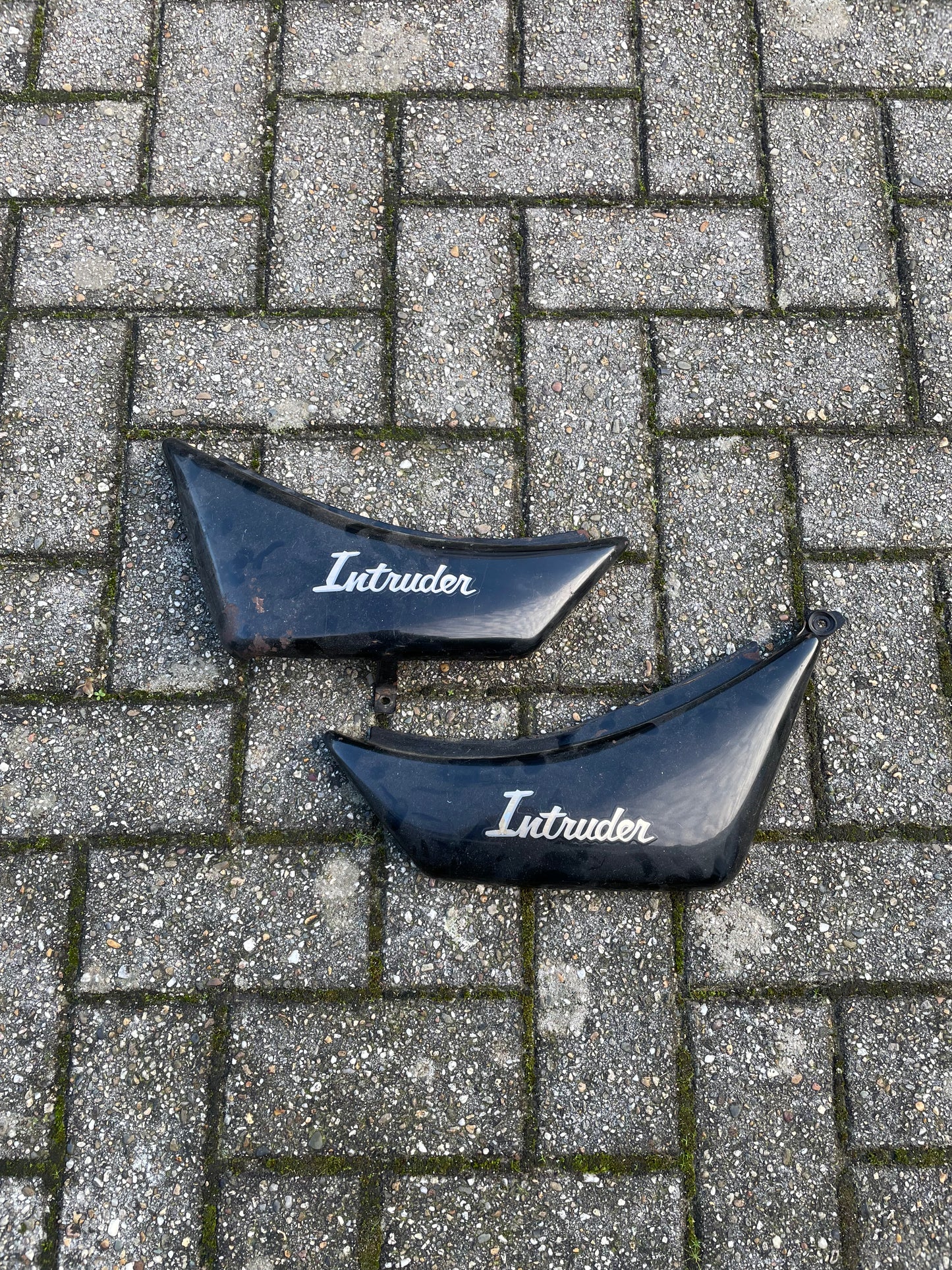 Suzuki VS 700 INTRUDER Used Side Cover Right & Left
