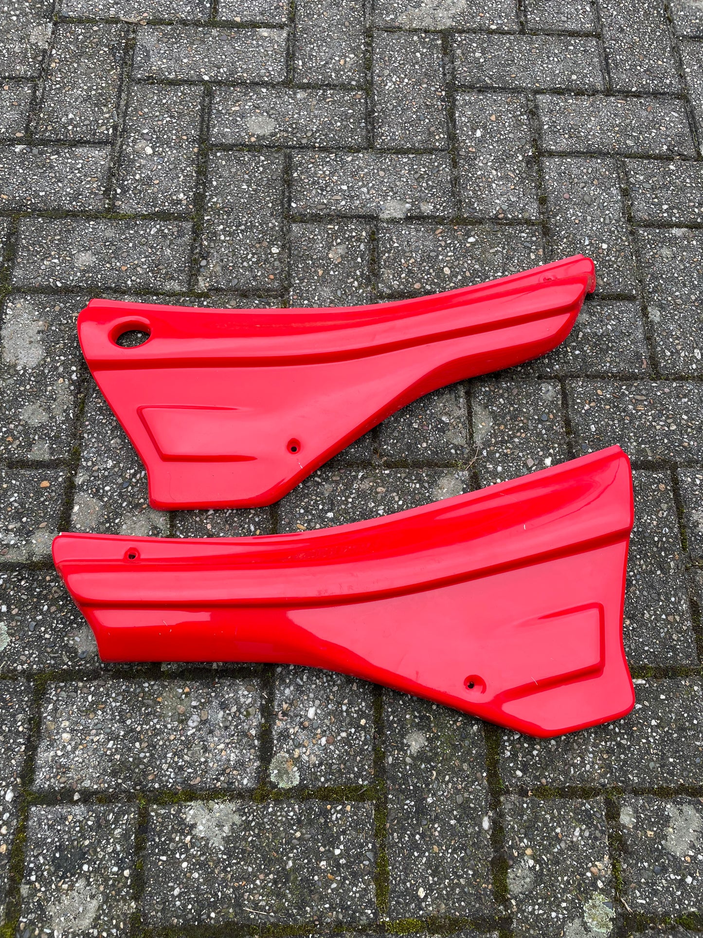 ZIJKAPPEN PUCH ROOD NIEUW PU001