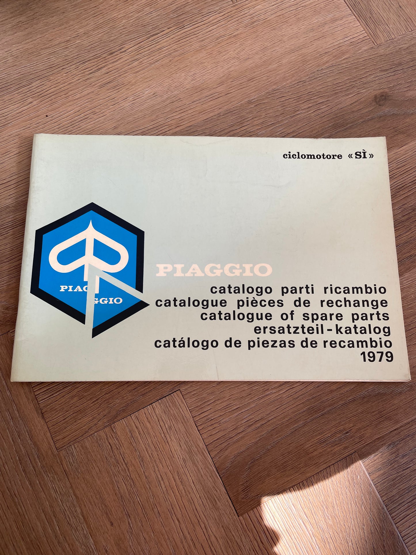 ONDERDELEN CATALOGUS PIAGGIO VESPA SI 1979