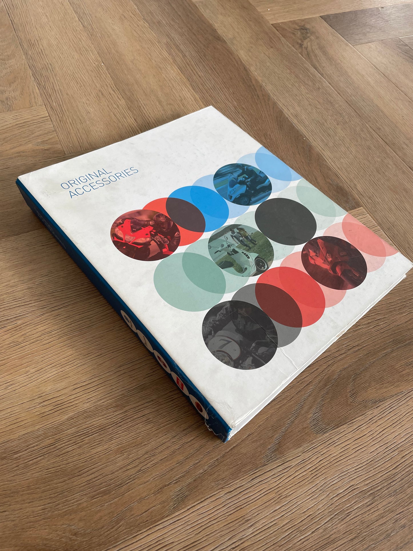 PIAGGIO ORIGINEEL OEM ACCESSOIRE DOCUMENTATIE BOEK