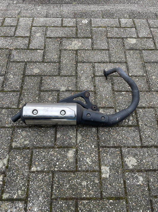 UITLAAT HONDA X8R OEM ORIGINEEL NIEUWSTAAT 18300-GCM-930